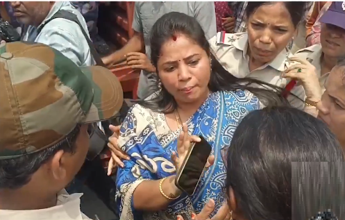 YSRCP Leaders Detained During Protest Over Relocation of 480 Tribal Students in Visakhapatnam