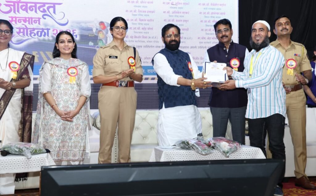 Life-Saving Volunteers Who Rush to Help People in Distress Perform an Invaluable Service: Guardian Minister Bharat Sheth Gogawale