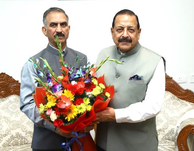 HP CM Meets Union Minister, Discusses Weather Alerts, Lavender and Astro-Tourism