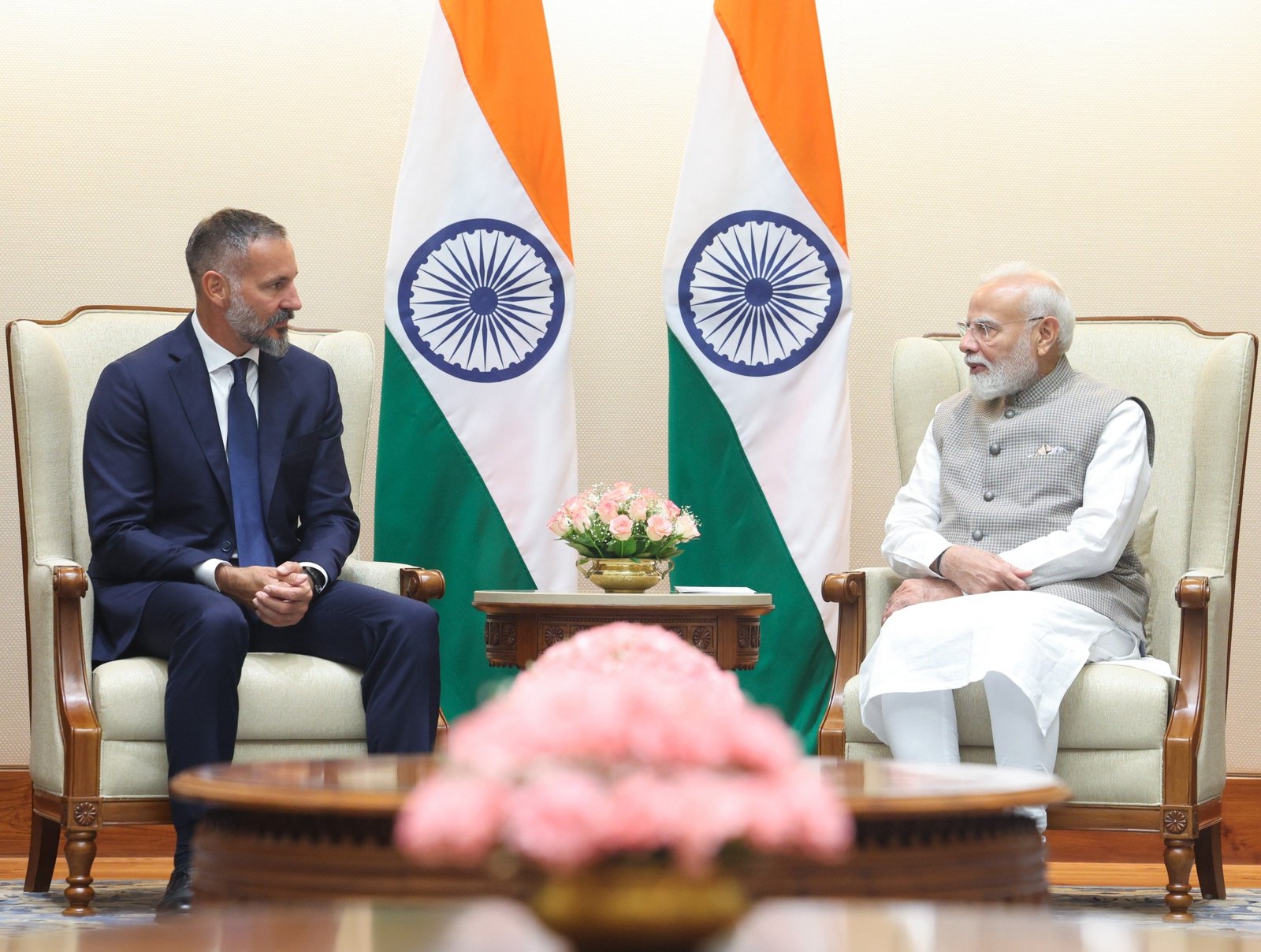 Prime Minister meets His Highness Prince Rahim Aga Khan V, discusses Strengthening Partnership with Aga Khan Development Network