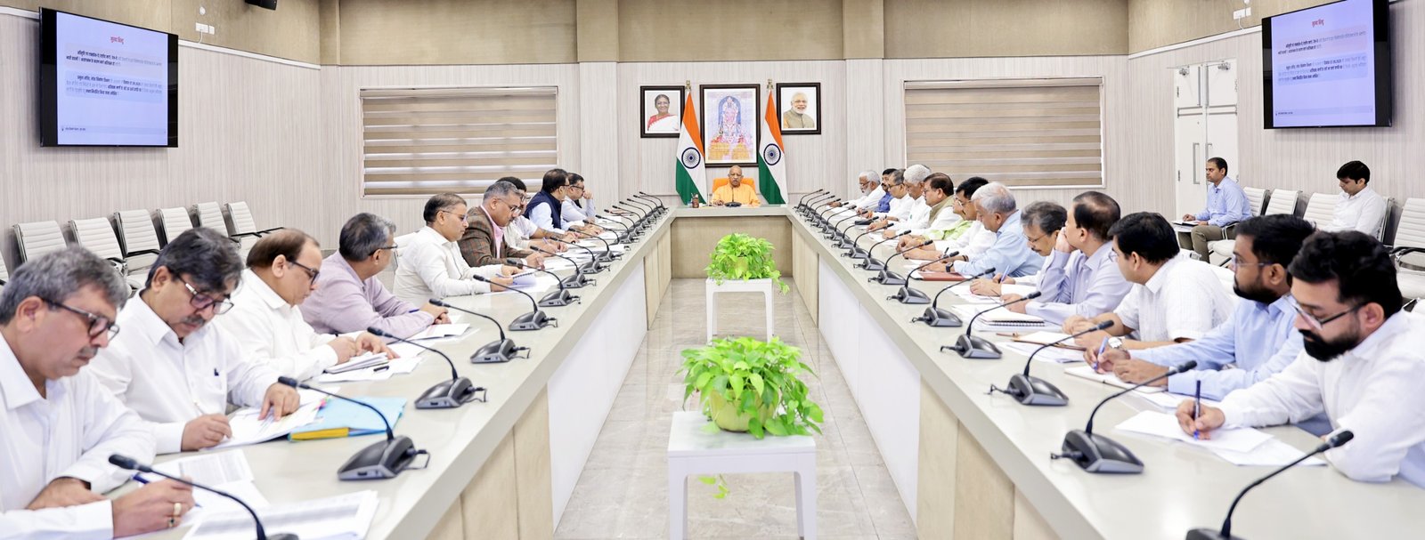 Make roads damaged by rain immediately motorable and undertake their renewal after monsoon: CM