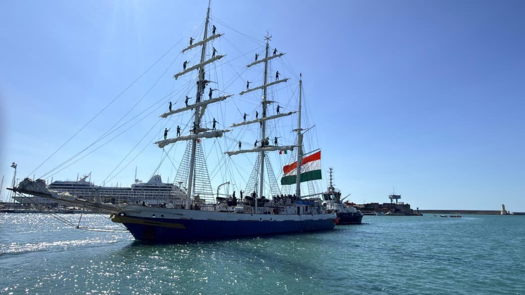 LOKAYAN 2026 – Indian Naval Ship Sudarshini Sets Sail From Livorno, Italy