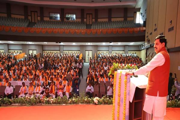 MP’s 30 per cent Power Capacity Comes from Clean Energy: CM Dr. Yadav