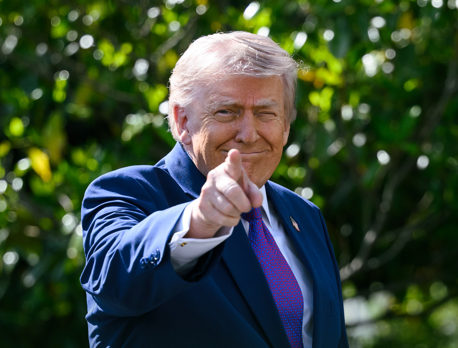 Trump Pledges $5,000 ‘Dividend’ for US Adults if Republicans Win Congress