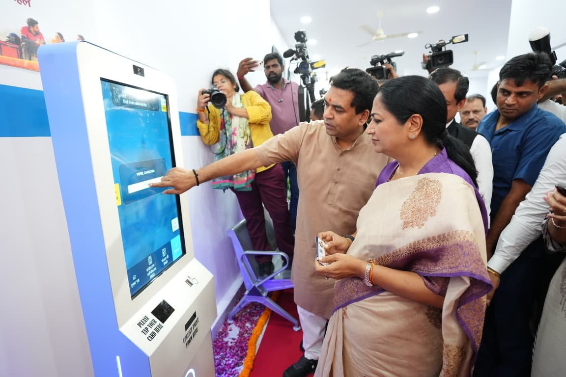 Chief Minister Rekha Gupta inaugurates ‘Namo Shramik Seva Kendra’ and Gig Workers’ Rest Area in Shalimar Bagh under Seva Sankalp Abhiyan