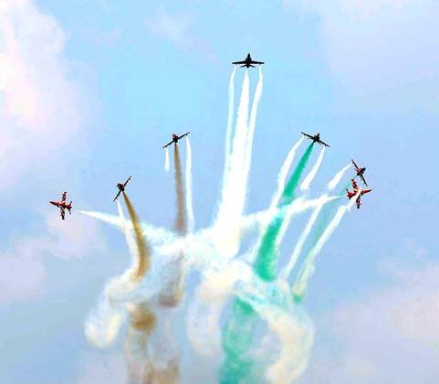 Suryakiran Aerobatic Team takes to Meerut skies for the first time