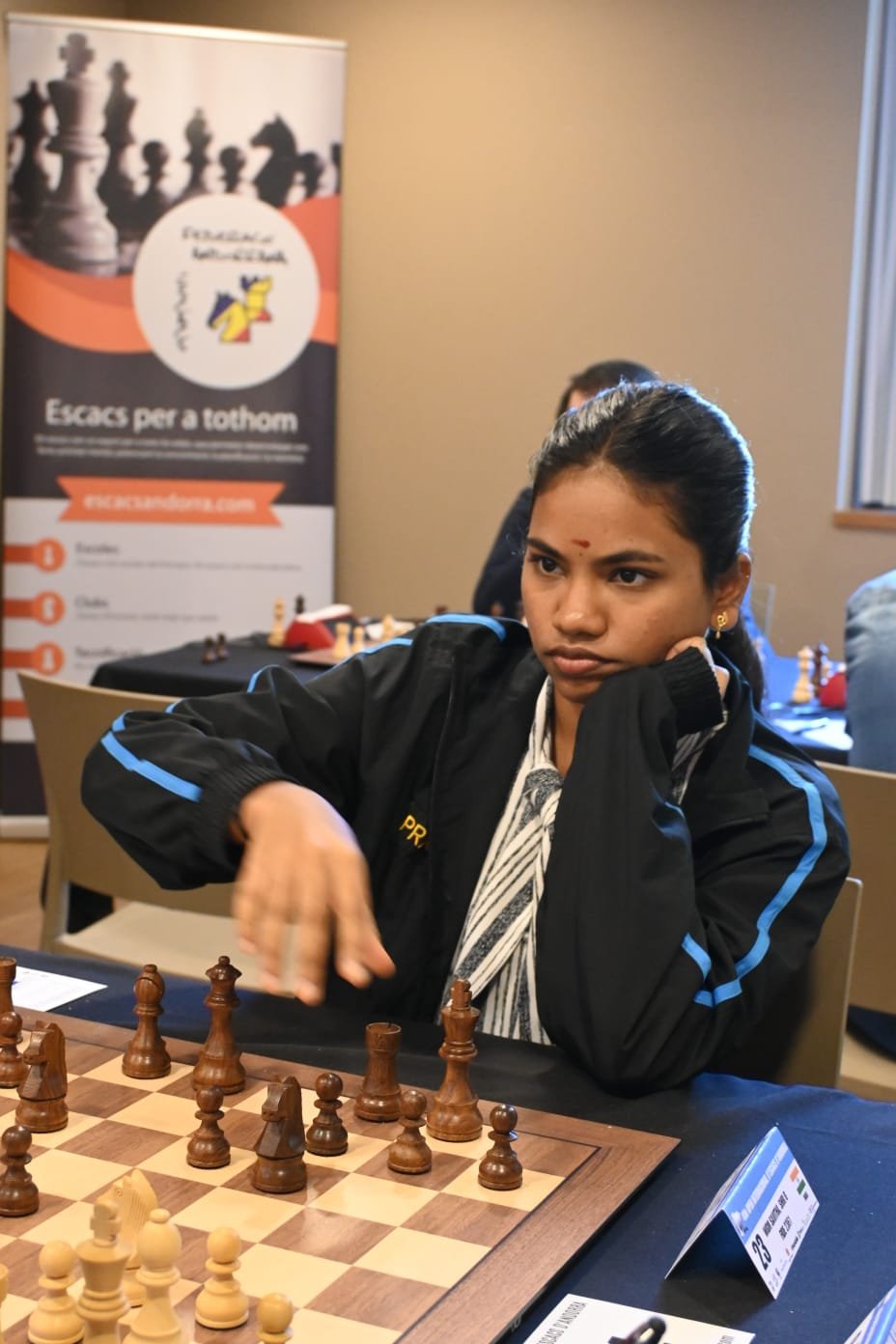 Gukesh, Praggnanandhaa Lead India to 2.5-1.5 Win Over England at Chess Olympiad