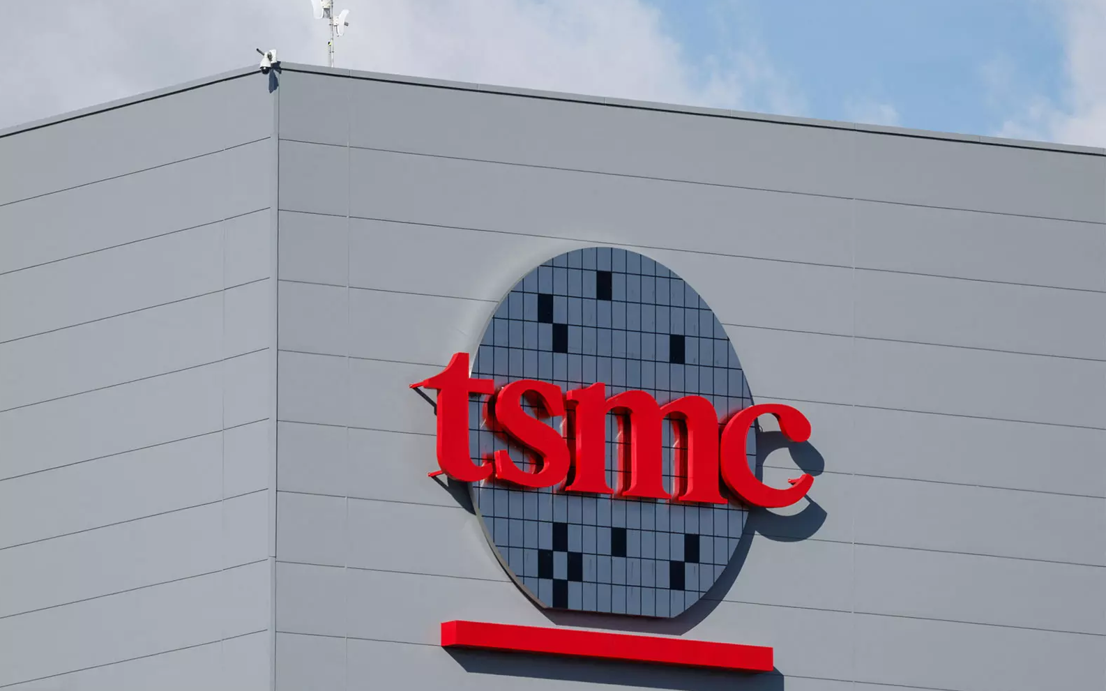 TSMC Secures $44 Billion Approval for US Investment, Expands Arizona Chipmaking Project