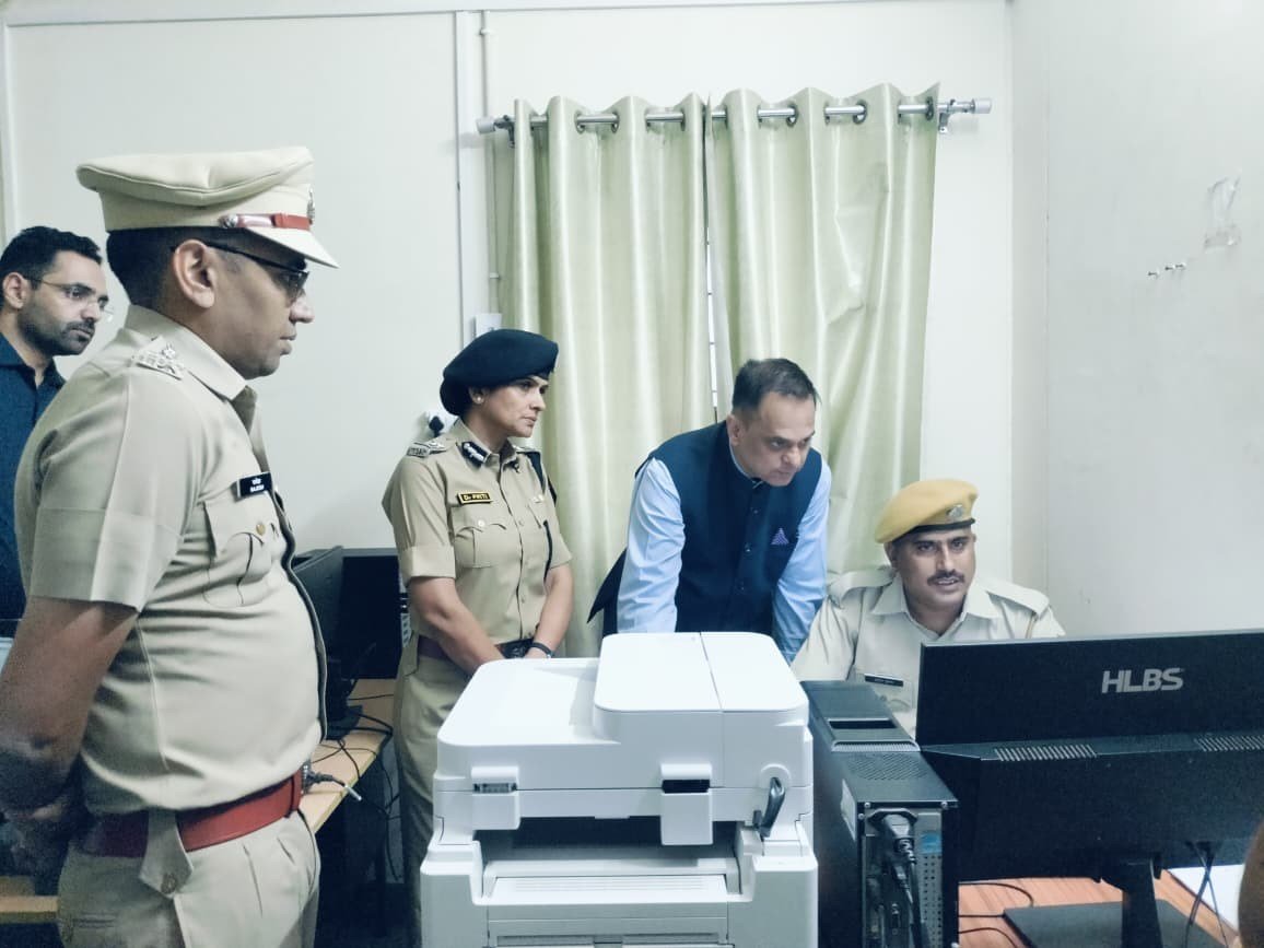 Chief Secretary Inspects Cyber Police Station During Bharatpur Visit