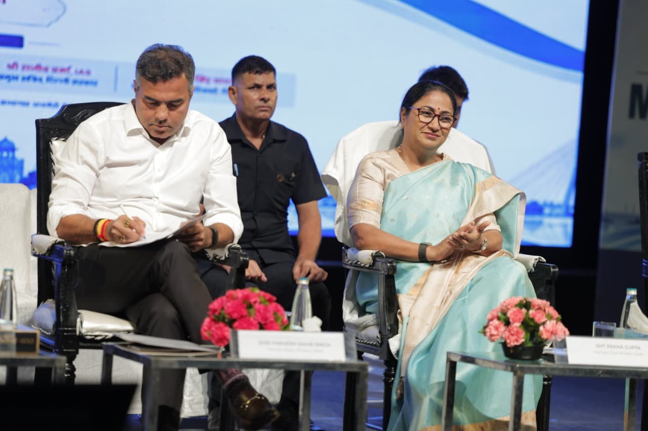 CM Rekha Gupta Launches Cashless Medical Facility for Over 50,000 Delhi Jal Board Pensioners and Family Pensioners