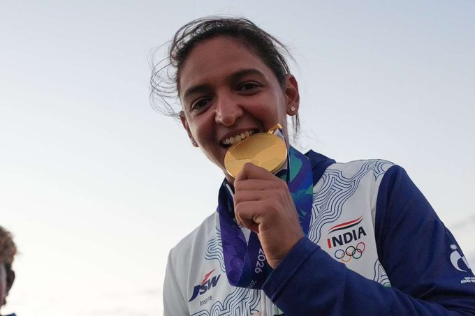 Harmanpreet Kaur Steps Down as India Women’s Captain Across All Formats
