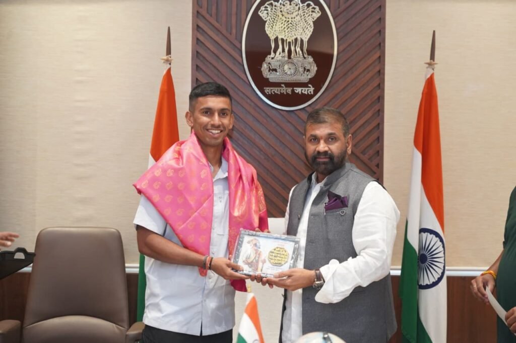 Asian Games Gold-Winning Hockey Goalkeeper Suraj Karkera Felicitated by Sachin Ahir