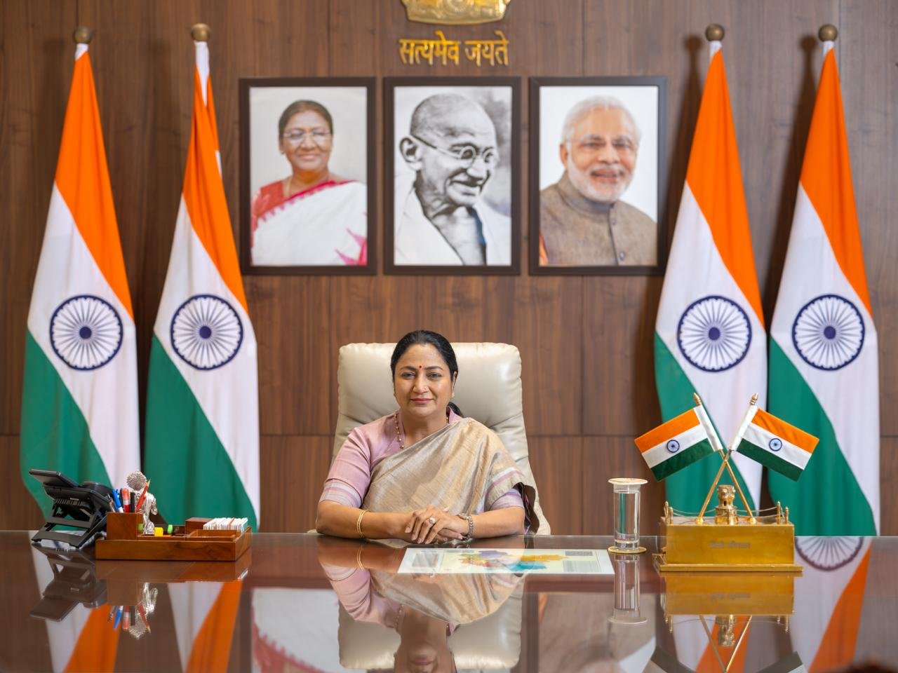 Delhi Government Keeping Strict Watch on Pollution Control, Action Against Violators to Be Ensured: CM Rekha Gupta