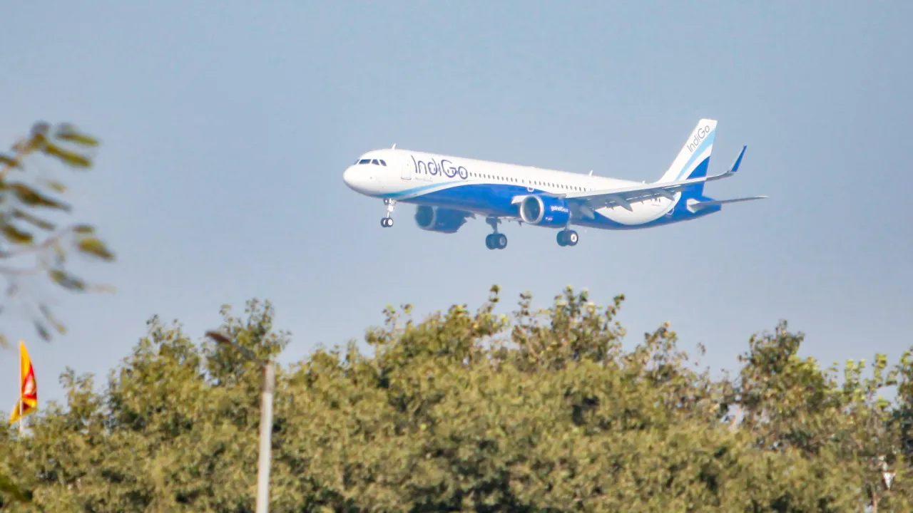 IndiGo Delhi-Chennai Flight Diverted to Hyderabad After Power Bank Catches Fire Onboard