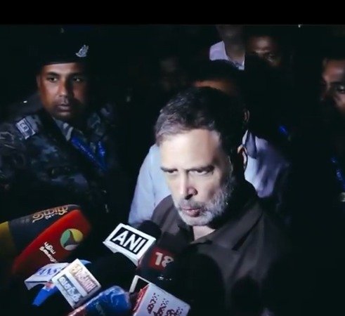 Rahul Gandhi Calls for Opposition March to Supreme Court Over SIR, EVMs; Seeks CEC Gyanesh Kumar’s Resignation