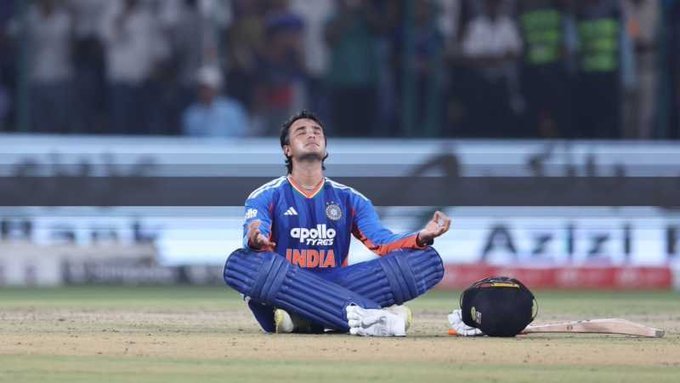 Abhishek Sharma’s Explosive 69 Powers India to 223 Against West Indies in Third T20I