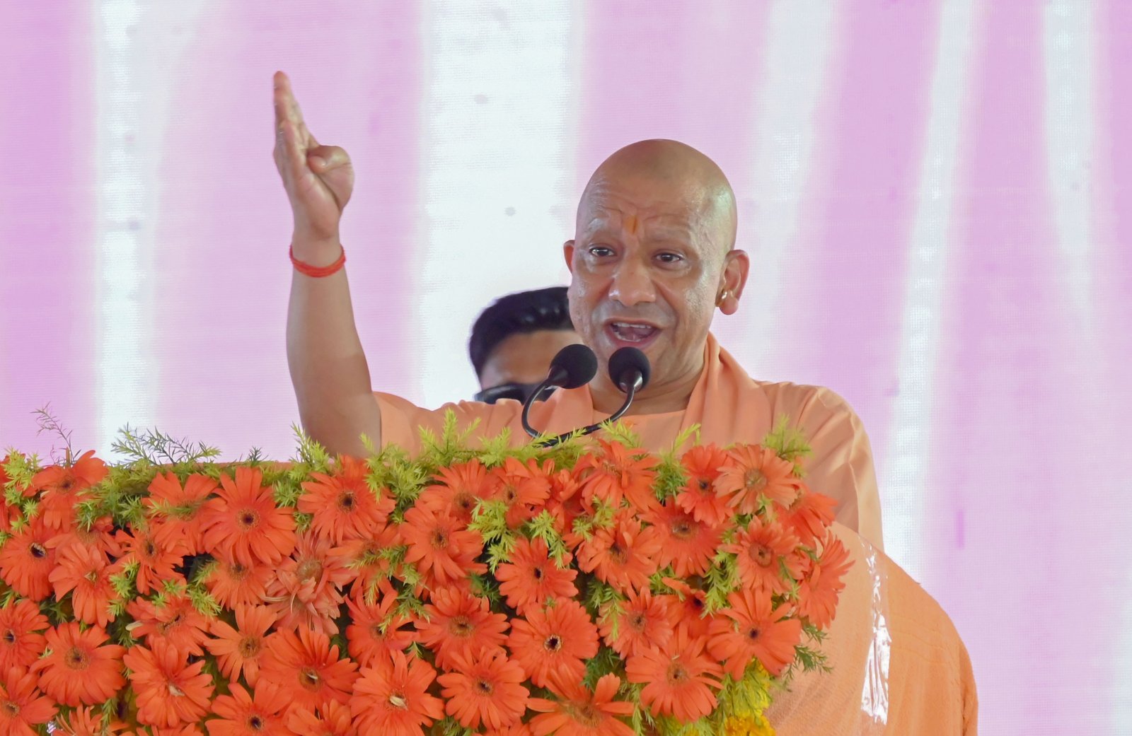 Congress Must Stop Promoting Anarchy or Risk Losing What Remains of Its Political Base: CM Yogi Adityanath