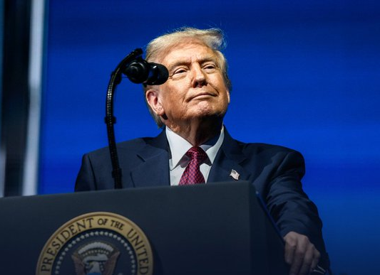 Trump Says Putin More Willing Than Zelensky to Reach Ukraine Peace Deal