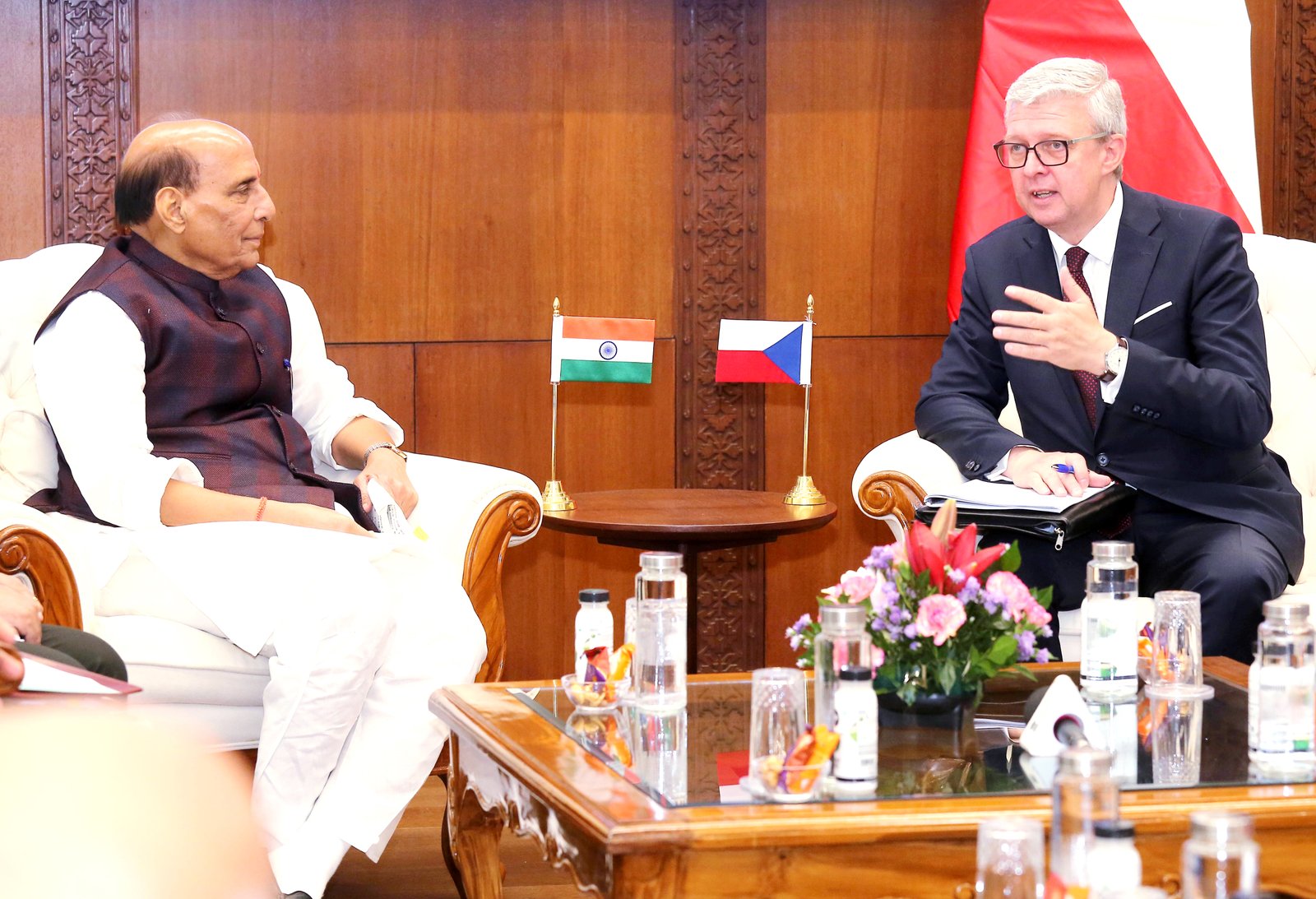 Raksha Mantri holds bilateral talks with 1st Deputy Prime Minister and Minister of Industry & Trade of Czech Republic