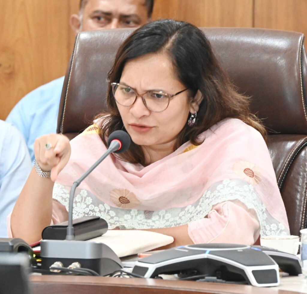 Clear Pending Revenue Department Cases Without Delay: Divisional Commissioner Sheetal Teli-Ugale