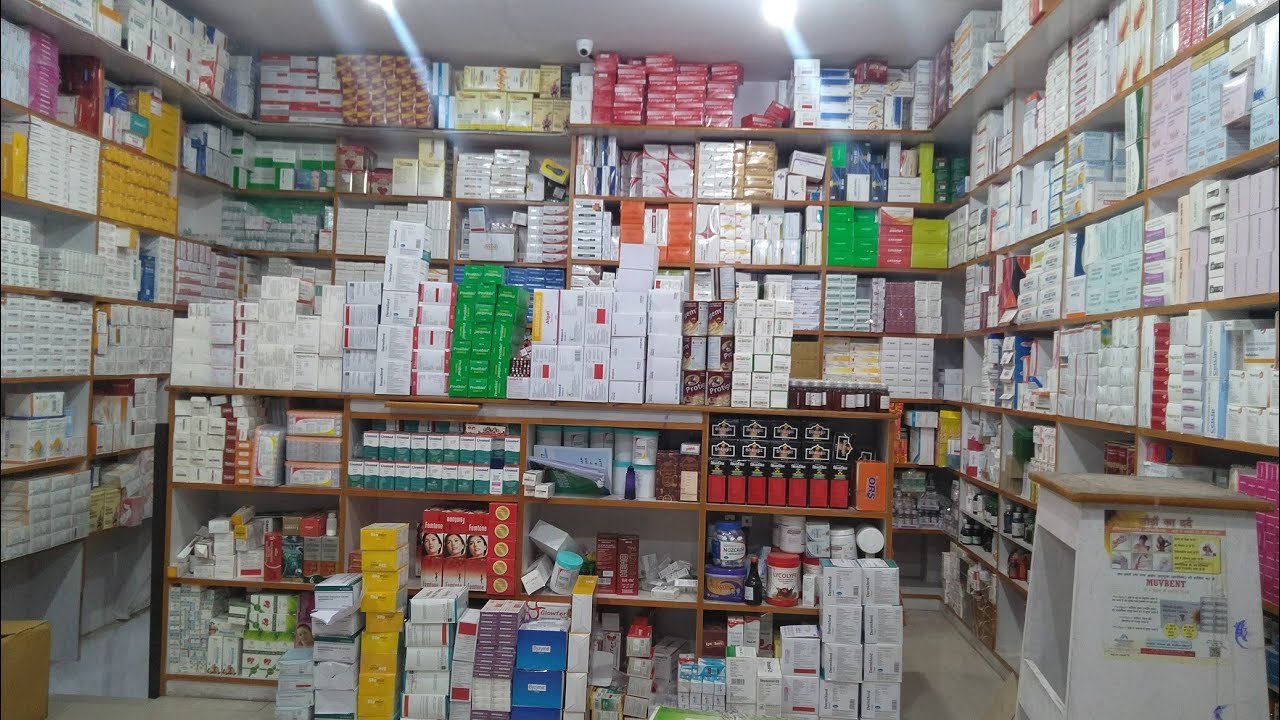 Crackdown on Lucknow's Aminabad drug market: 14 licenses cancelled, 29 suspended in fake billing racket