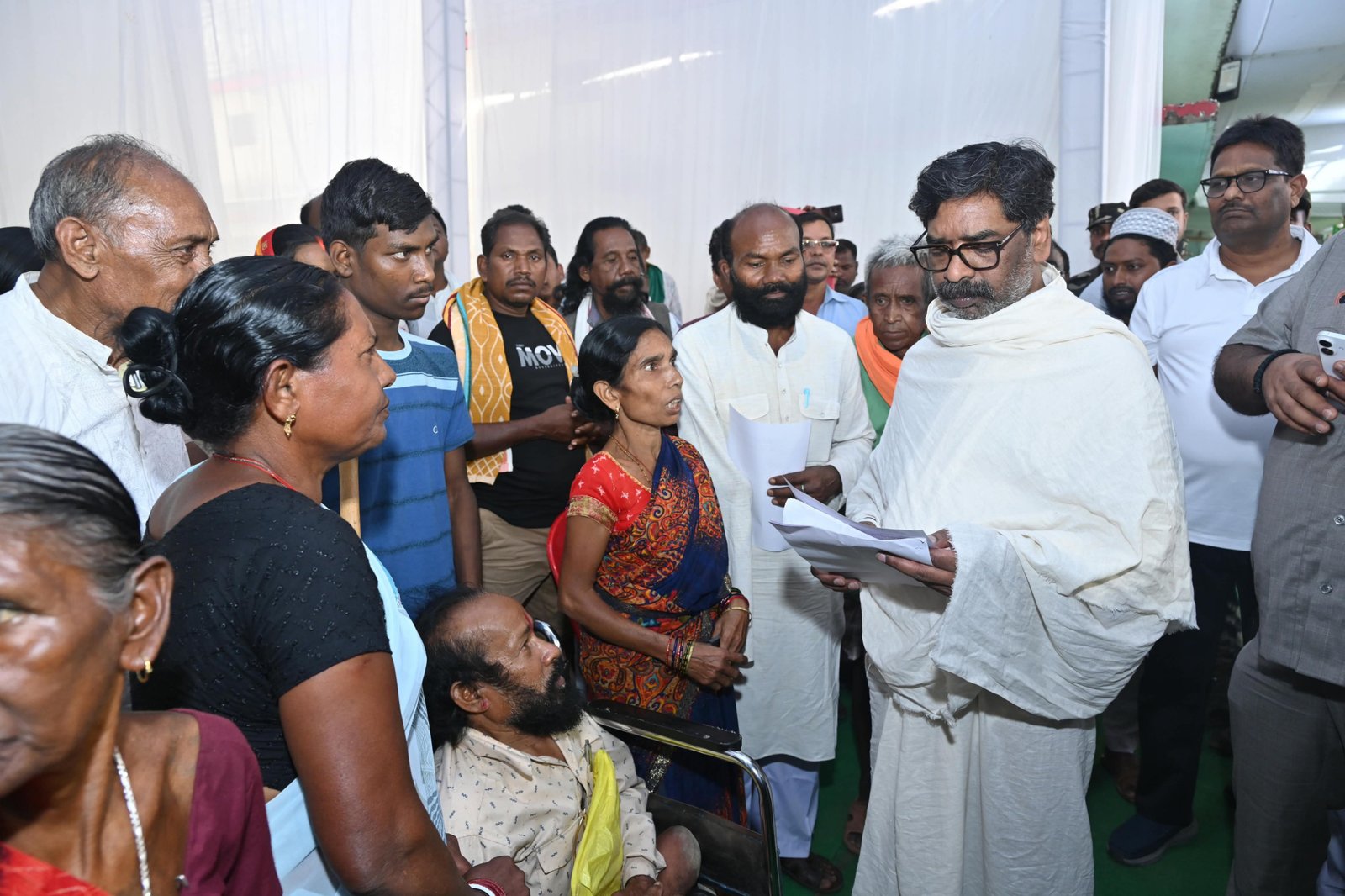 Jharkhand CM Hemant Soren Provides ₹10 Lakh Medical Assistance for Child’s Ear Treatment Within 48 Hours
