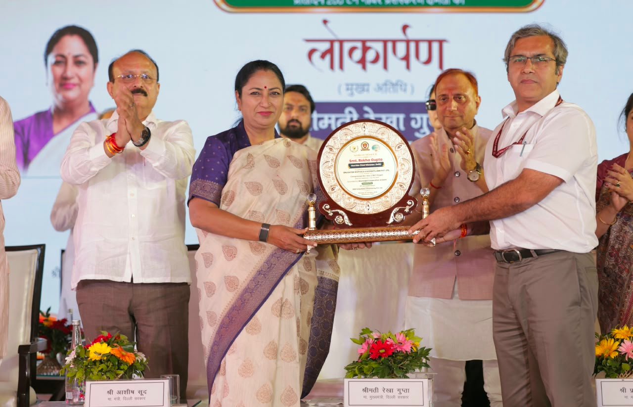 CM Rekha Gupta inaugurates state-of-the-art biogas plant at Goyla Dairy