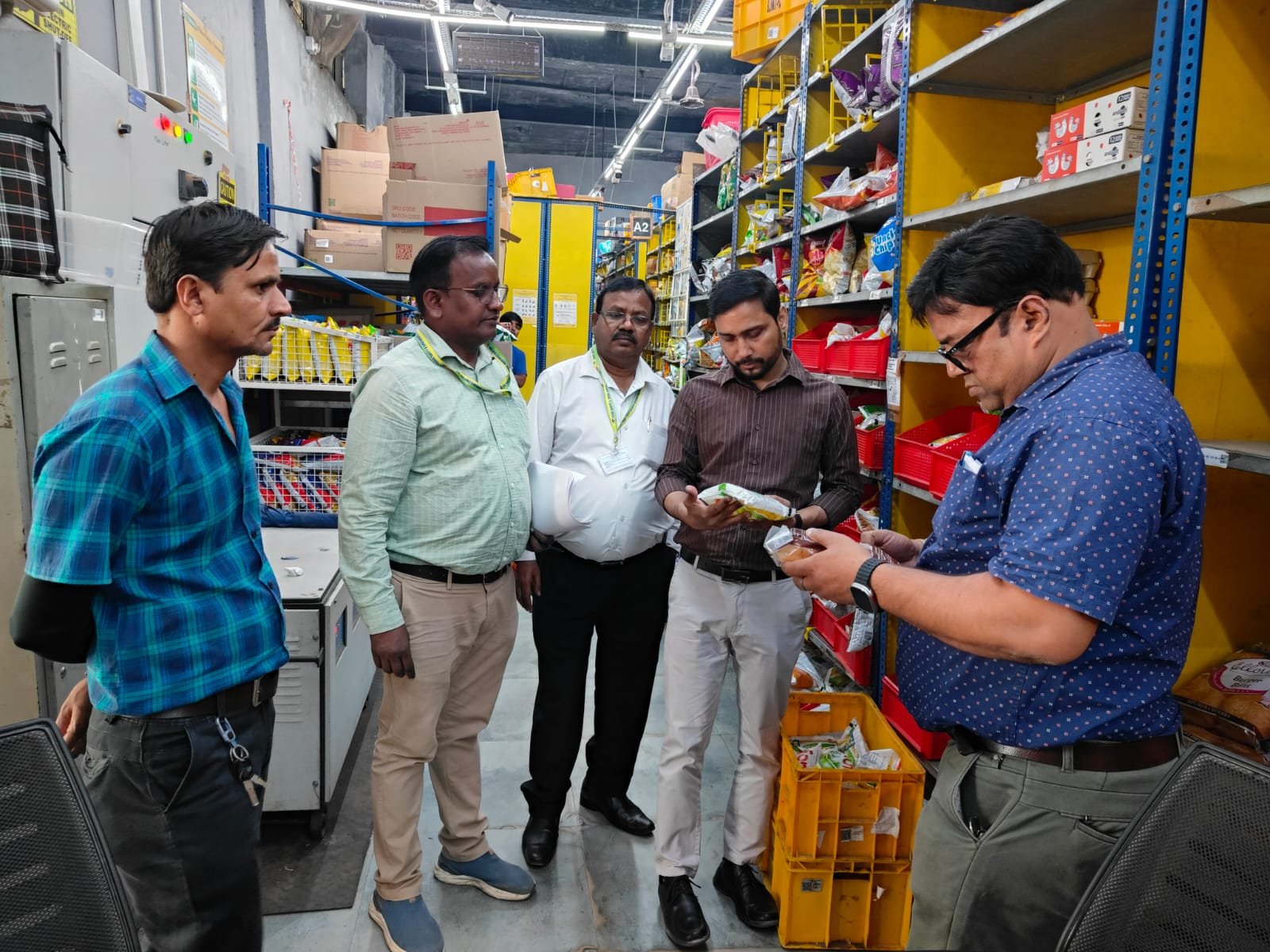 Major UPFSDA action against online food stores in UP: 4 licenses, operations shut down