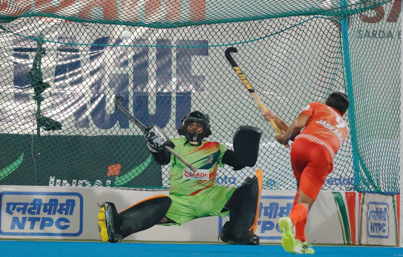 Jaskaran Singh’s Five Goals Not Enough as Bailadila Bulls Draw 5-5 with Sanskardhani Strikers